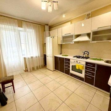 Продаж 1-кімнатної квартири вул. Харківська (р-н СКД)