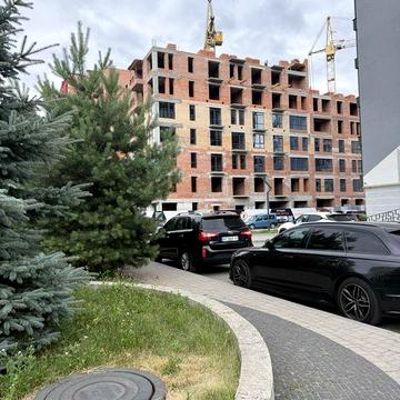 Трьохкімнатна на Нац Гвардії ЖК Паркове Містечко
