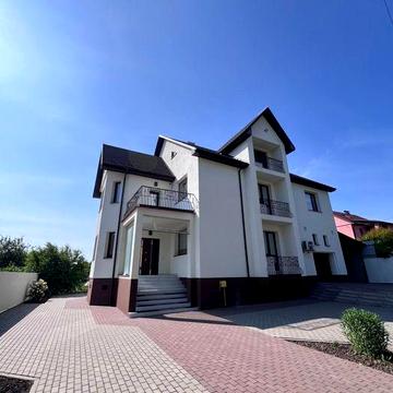 Продам будинок, Район (1 АВ ), без комісії для покупця!!!