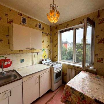2  кімнатна квартира з окремими кімнатами
