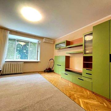 Оренда роздільної 2х кімнатної квартири 56м2, вул. Антонова 9