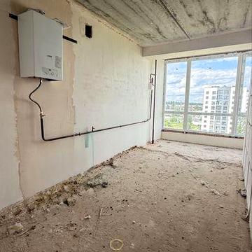 Однокімнатна квартира в заселеному будинку! Газове опалення Закрита територія охорона! Поруч школа садочок