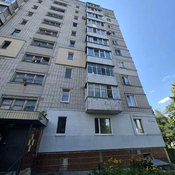 Продаж 2-кімнатної квартири. Митниця.