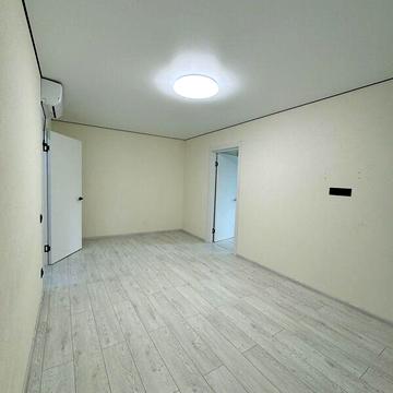 Продаж 2к Квартира Гребінки вулиця