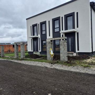 Продам дуплекс на Царському селі