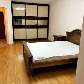 продам квартиру в обжитій цегляній новобудові