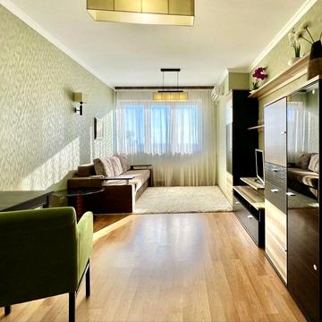 Продам 1-к квартиру Моторний пров. 9