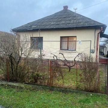 Продається будинок на вул. Доманинській