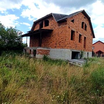 Продаж 10к Дім Карпатська вулиця