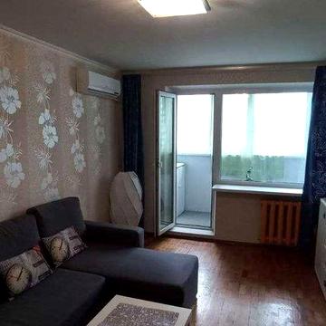 Продам 4 к квартиру  в Центре -   ул. Рабочая