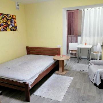 Здам затишну студійну квартиру 10000Грн