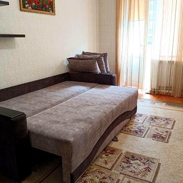 Оренда 2к кв масив Новий світ, вул. Котляревського.