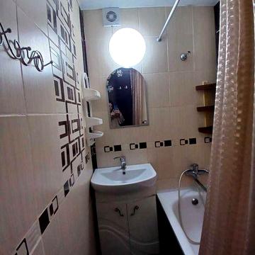 Продам 3-х ком кв. в 5 мин от м. Холодная гора