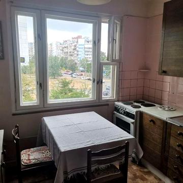 Продаю власну 2-х кімнатну квартиру на вул. Червоної Калини (Троєщина) ЖК проспект Червоної Калини, 15-в