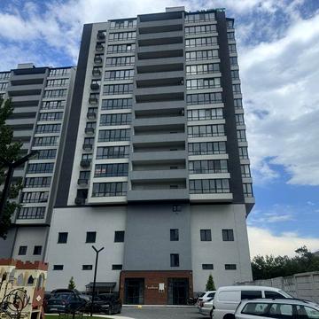 Продаж трикімнатної квартири в новому ЖК на проспекті Центральному ЖК Центральний