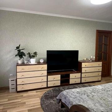 Продам однокімнатну квартиру  великої площі з ремонтом!