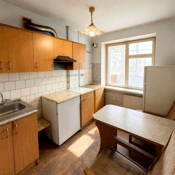 Продаж 2-кімнатної квартири в Трускавці, вул. Стебницька