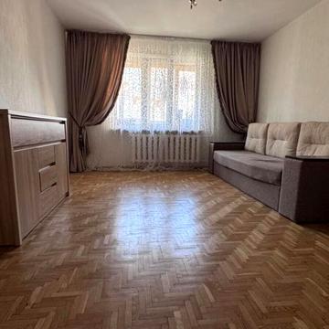 Топ-локация! 3-комн. 70 м #178; с ремонтом на Армейской
