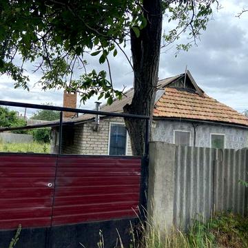 Продам будинок посёлок горького