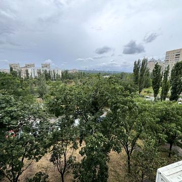Здам 1-но кімнатну квартиру за адресою Флоренції, 9. Власник