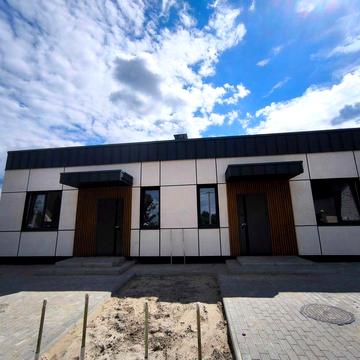 Таунхаус з великою ділянкою по ціні квартири! Газ. Власний передній і задній двір. Від 1,6 сотки