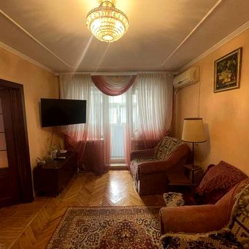 Продам 2-к на ХТЗ, проспект Индустриальный.