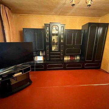 Оренда бюджетної трикімнатної квартири