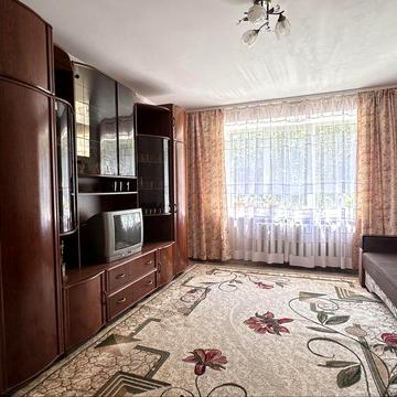 Продаж 2к . Мікрорайон Дубов