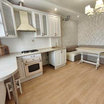 Видеообзор! Двухуровневая 90кв.м. 3 комнаты, кухня гостиная.  Петровский квартал. ЖК Петровский квартал