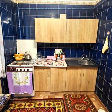 Продаж 2-х к.кв. вул. Сеченова буд. 48/64 заводський район 1/5 поверх високий.