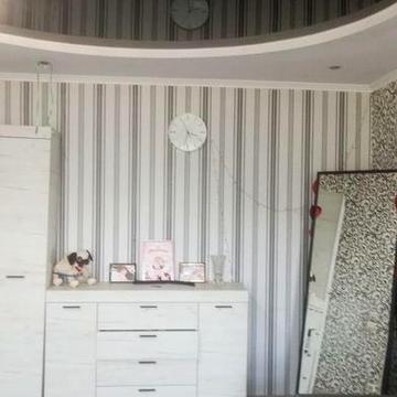 Трёхкомнатную квартиру вс меьелью ЖК ПМЗ
