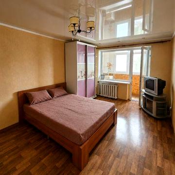 8 900 $ | 1-кімнатна квартира-малосімейка | 31 м² | 4-й Зарічний | З меблями та технікою