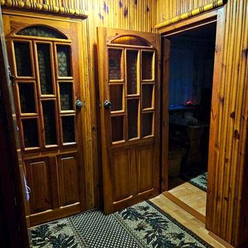 Продам житловий будинок із пяти кімнат у районі смт Мирний.