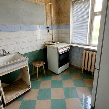 Продаж двокімнатної квартири,вул.Смілянська,77 ( район комерційного  технікуму)