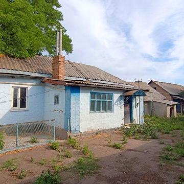 Продаж будинок с.Покровське. тел(0662890402)