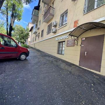 Продам 2 комн Квартира Центр Паторжинского