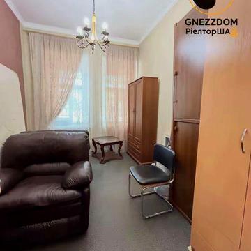 Трикімнмтна квартира в районі Муздраму. Маріупольська
