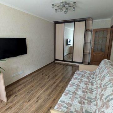 Оренда 2х кімнатної квартири Івана Дзюби 12