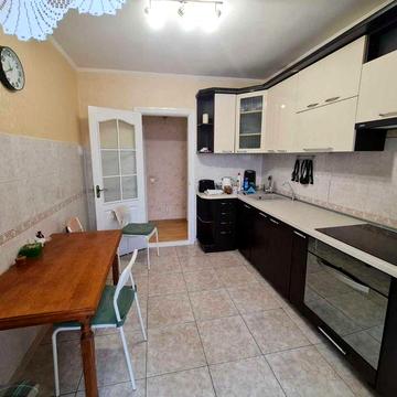 Здам 3 кім. квартиру, Княжий Затон 14г, метро Осокорки, гарний стан