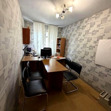 Продається 3-кімнатна квартира біля парку Юність