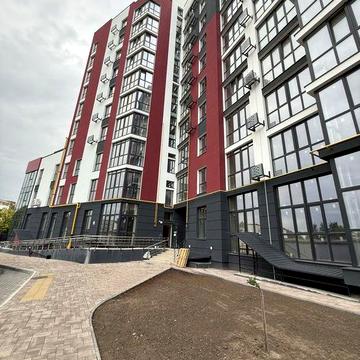 Продам трикімнатну квартиру в новобудові