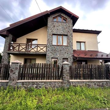Оренда великого будинку із альтанкою, поряд ТРЦ Велес