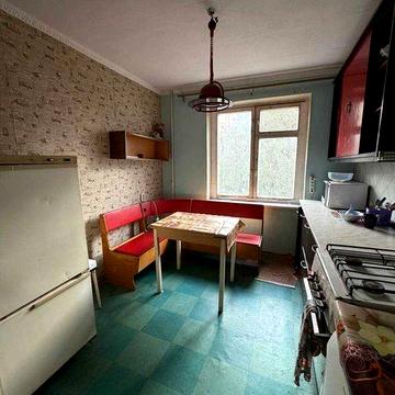 Продам 1 к квартиру жм Солнечный, Малиновского 12