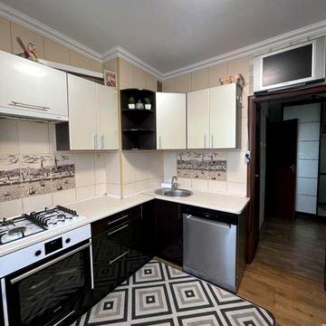 Продається 2 кім. квартира 3 мікрорайон