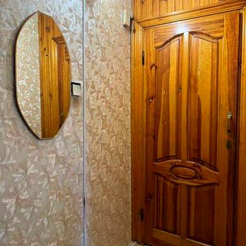 Здам 1 кім. квартиру в центрі за 8500 гр