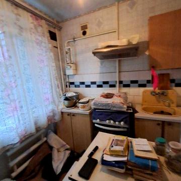 Продам 2-х комн. квартиру, 2\5 этаж.