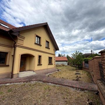 Найкраща пропозиція будинок 200м2 в КМ Золоче Zoloche с. Вишеньки