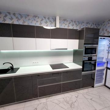Сучасна простора 1-к вартира 54м2 з якісним ремонтом в самому центрі Вишневого