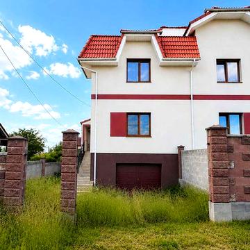 Продається котедж з чистовою стяжкою в колоденці 2 поверхи власна земельна ділянка