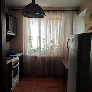 Продам 3-х кімнатну квартиру район залізничного селища.